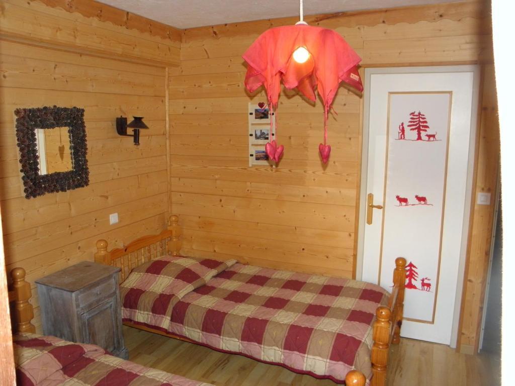 Gite Auberge Les Terres Blanches De Meolans Phòng bức ảnh