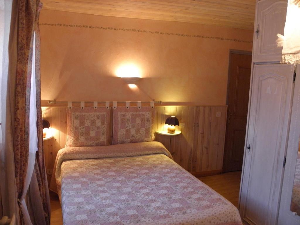 Gite Auberge Les Terres Blanches De Meolans Phòng bức ảnh