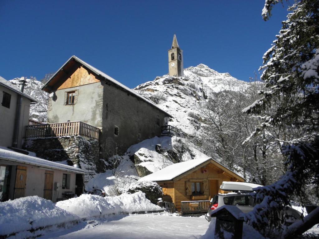 Gite Auberge Les Terres Blanches De Meolans Ngoại thất bức ảnh