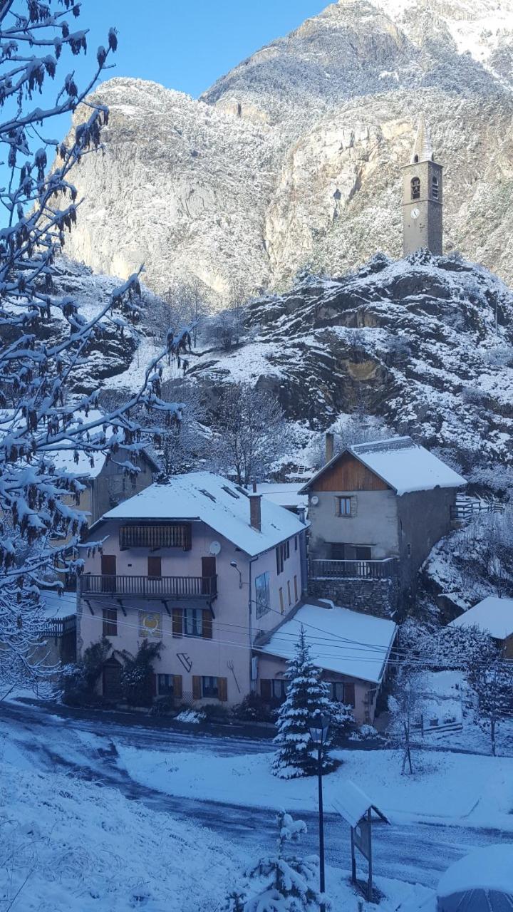 Gite Auberge Les Terres Blanches De Meolans Ngoại thất bức ảnh